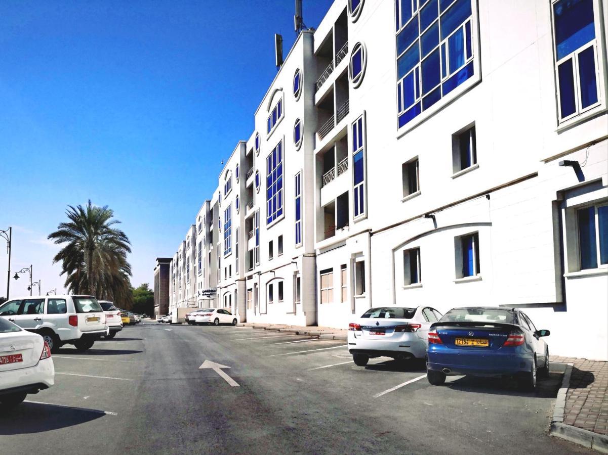 High Residency. Well Furnished & Spacious Apartment Mascate Extérieur photo